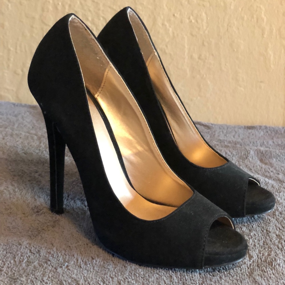 Black heels